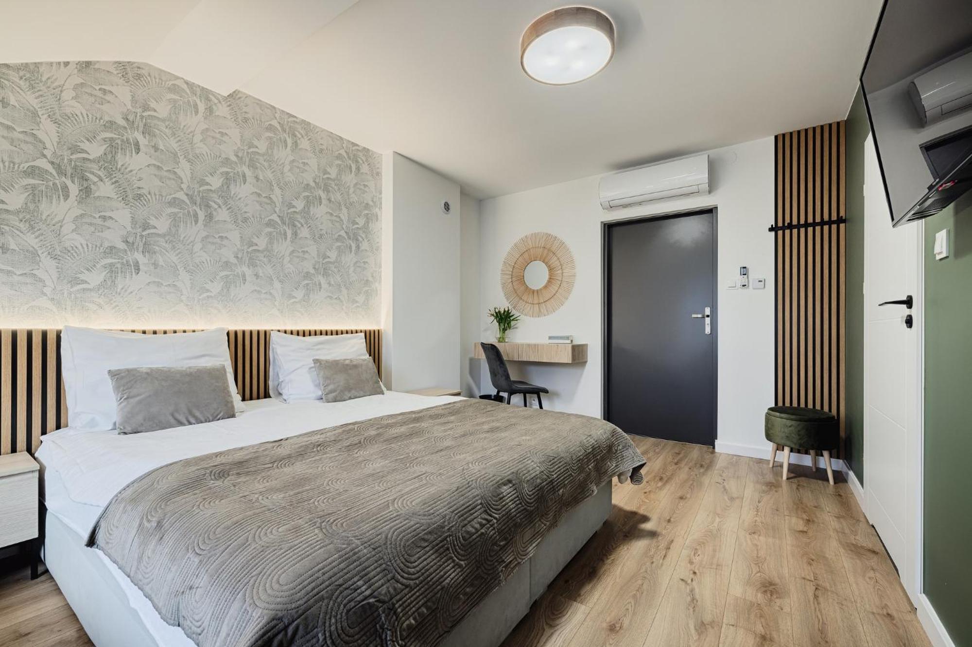 Gosciniec Zacisze I Blisko A2 Dabie-Uniejow I Restauracja Bed & Breakfast Eksteriør bilde